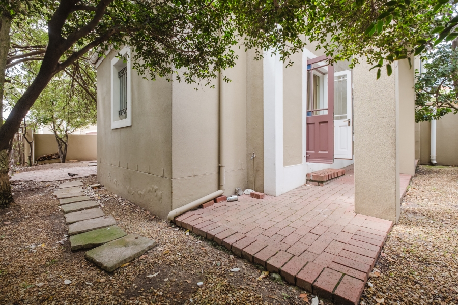 3 Bedroom Property for Sale in Gardens Western Cape